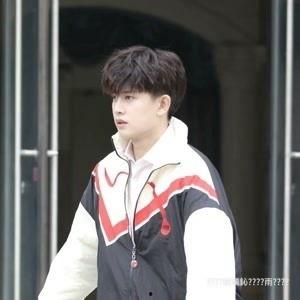 任嘉伦个人资料,多才多艺的影视新星，魅力四射的青春偶像